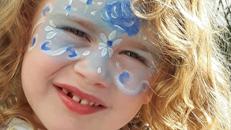 Kinderschminken, Airbrush-u. Glitzertattoos, Ballonmodellage zauberhaft u wunderschön