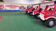 Feuerwehr-Tret-Unimog-Parcours mieten
