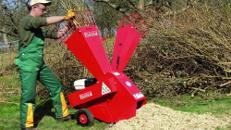 Häcksler bis 6 cm Aststärke, Benzin