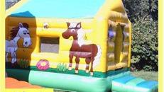 Hüpfburg Pony mieten: Hüpfburg mit Ponymotiven, Dach ...
