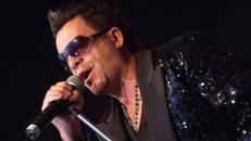 Robbie Williams Double Doppelgänger Tribute Band