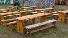 Sitz- Möbel, Möbel, rustikal, Sitzen, Bank, Bänke, Tisch, Biertischgarnitur, Biertisch, Garnitur, Biergarten, Holztisch