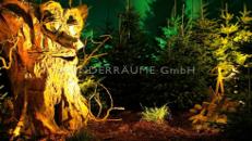Märchenbaum Eiche, Baum mit Augen & Mund, WUNDERRÄUME GmbH vermietet: Dekoration/Kulisse für Event, Messe, Veranstaltung, Incentive, Mitarbeiterfest, Firmenjubiläum
