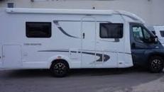 Weinsberg 700 MEH mit Längsbetten + Hubbett