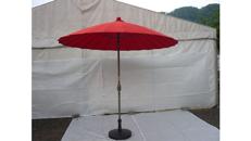 Sonnenschirm mit ca. 2,6 m Durchmesser