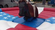 Bullriding / Bullenreiten / Rodeo im Western Stile inkl. Personal