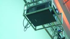 Beamer Multimedia Projector Model PLC-XP200L Sanyo mit Flugrahmen / 7000 Ansi / Digital für HD