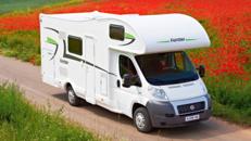 Alkoven-Wohnmobil bietet großzügigen Platz für 6 Personen mieten