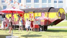 Scherenschnittkino im Zirkuswagen - WUNDERRÄUME GmbH vermietet: Dekoration/Kulisse für Event, Messe, Veranstaltung, Incentive, Mitarbeiterfest, Firmenjubiläum