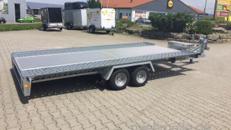 Autotransportanhänger / Autotransporter
