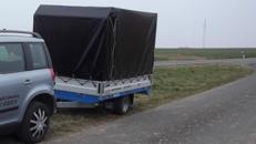 Hochlader mit Plane