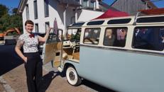 VW Bulli T1 Samba, Hochzeitsauto, Chauffeur/-in