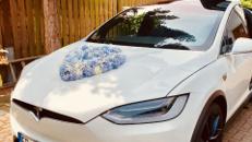 Tesla Model X als Hochzeitsauto, Chauffeur/-in