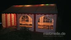 Sonderangebot Party Zelt 4m x 6m mit 4 Bierzeltgarnituren und 2 Stehtischen