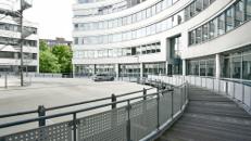 Großzügige, renovierte Büroabteilung mit Ansprechpartner vor Ort in Neuss