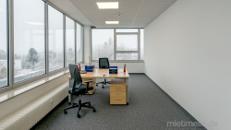 Renovierte Büros in schöner Arbeitsumgebung mit vielen Grünflächen in Markgröningen