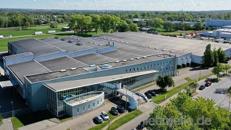 Produktions- und Lagerkomplex mit Büroflächen und praktischer Ausstattung in Buxtehude