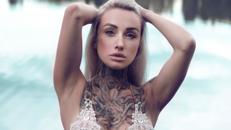 Sexy Tattoo Stripperin ROSALIE aus NRW