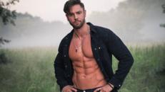 Sexy Stripper GEEORGE STEEL ... starke Muskeln