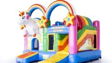Hüpfburg Hindernisbahn Einhorn
