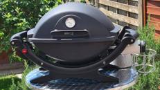Weber Q100 Tischgrill / Campinggrill / Partygrill / Gasgrill