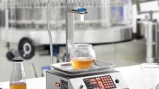 Abfüllmaschine 17 l/min Flüssigkeitsabfüllmaschine 30–15.000 g pro Abfüllung Flaschenabfüllmaschine