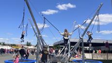 Großes 4er Bungee Trampolin