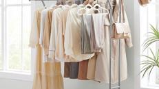 Kleiderständer auf Rollen Garderobenständer aus Metall Garderobenstange Kleiderstange ausziehbar