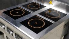 Induktionsherd DY-3,5kW•4-E – Bartheke, Mobile Bar, Ausschanktheke, Eventtheke