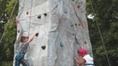 Kletterturm "The Rock" inkl. 2 Betreuer (6 Std.)
