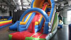 Rutsche Clown