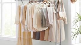 Kleiderständer auf Rollen Garderobenständer aus Metall Garderobenstange Kleiderstange ausziehbar