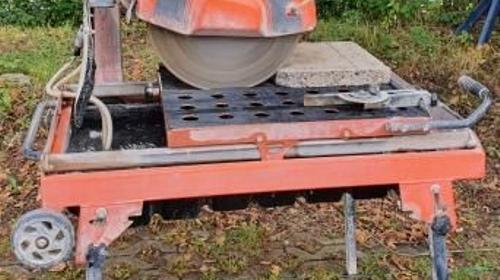 Nassschneidemaschine