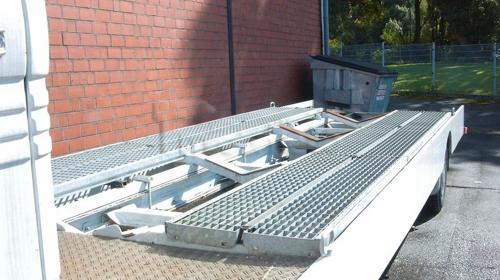 Abschleppwagen u. Bootstransporter