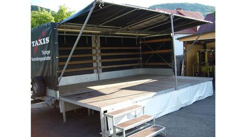 Bühnenanhänger ca. 6 x 4 m