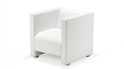 Weißer Loungesessel mieten – Clubsessel in Kunstleder für Business & Messe