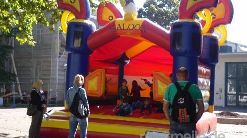 Westernburg Saloon für wilde Schulfeste, Betriebsfeste oder Western-Partys