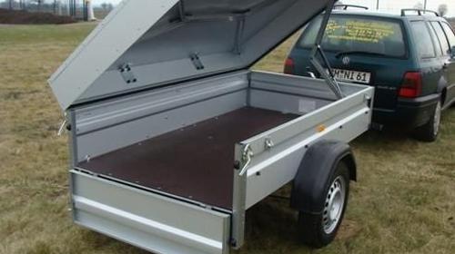 Deckelanhaenger 850 kg gebremst / 100 km/h - Ladeflaeche: 2070 x 1080 x 540  - Nutzlast ca.  700 kg