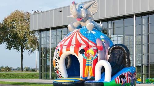 Hüpfburg Discofun Zirkus mit MP3 Player Lichteffekte Rutsche mieten Geburtstag Party Event Feier