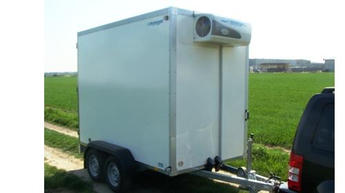Antarktis Rohrbahnen Tiefkühlanhänger / Tiefkühlwagen 2700 kg doppelachser 2948 x 1546 x 2200 mm bis – 18°C – 100 km/h mit Rohrbahnen für hängenden Fleischtransport