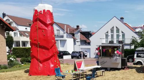 Kletterfelsen RedRock mit 4 Kletterseiten
