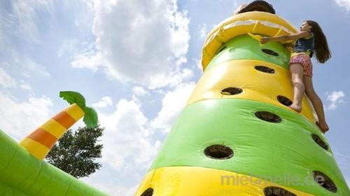 Hüpfburg Kletterberg mieten ! Wir liefern NRW weit !!!