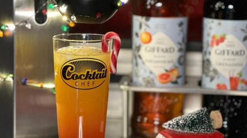 Mobile Cocktailbar für Hochzeiten & private Feiern – Cocktails auf Knopfdruck