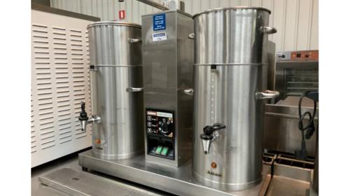Catering Kaffeemaschine – Bartheke, Mobile Bar, Ausschanktheke, Eventtheke, Kaffeemaschinen