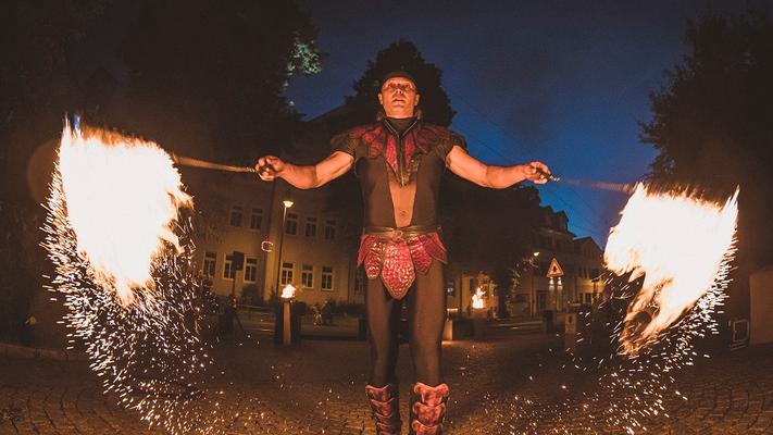 Stripper mieten & vermieten - Hochzeitsfeuershow Romantik - Spektakulär - einzigartig - professionell in Gera