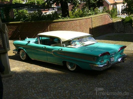 Hochzeitsauto mieten & vermieten - Ford Edsel Citation, 1958, türkis/weiß in Melle