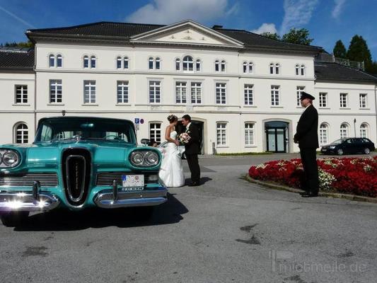 Hochzeitsauto mieten & vermieten - Ford Edsel Citation, 1958, türkis/weiß in Melle