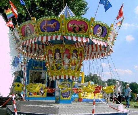Karussell mieten & vermieten - KARUSSELL in Düsseldorf