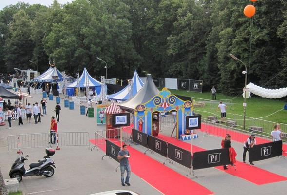 Trampoline mieten & vermieten - Jahrmarkt-Kirmes-Weihnachtsmarkt für Betriebsfest/Show/Messe in Düsseldorf