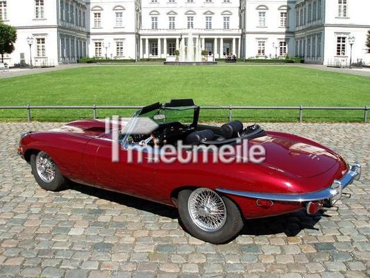Oldtimer mieten & vermieten - Jaguar E-Type S2 Roadster in Köln